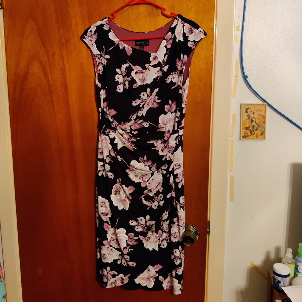 connected apparel floral midi dress. Black, pink, white. Size 6